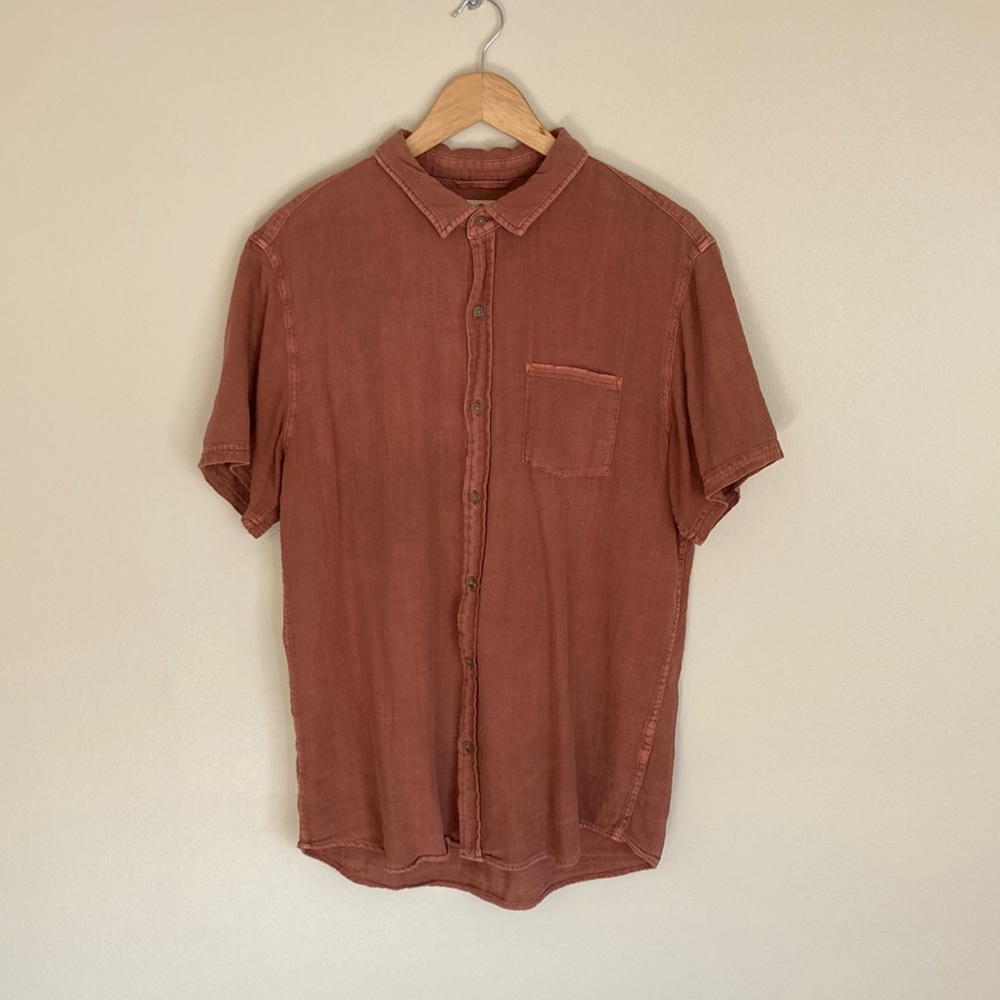 Marine Layer apricot brandy short sleeve button down - M/L